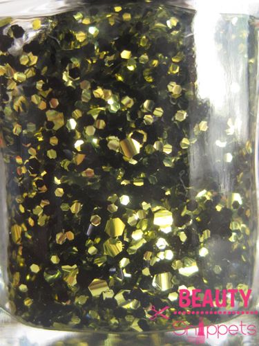 Face of Australia Dancing Queen Glitterati Nail Enamel $4.95AUD Face of Australia Dancing Queen Glitterati Nail Enamel $4.95AUD