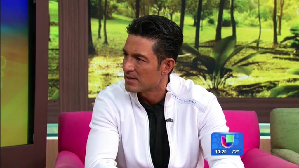  photo 140409_2920635_Fernando_Colunga_esta_a_oscuras_en_las_redes_1397063588_20000336_zps1bf886f5.jpg