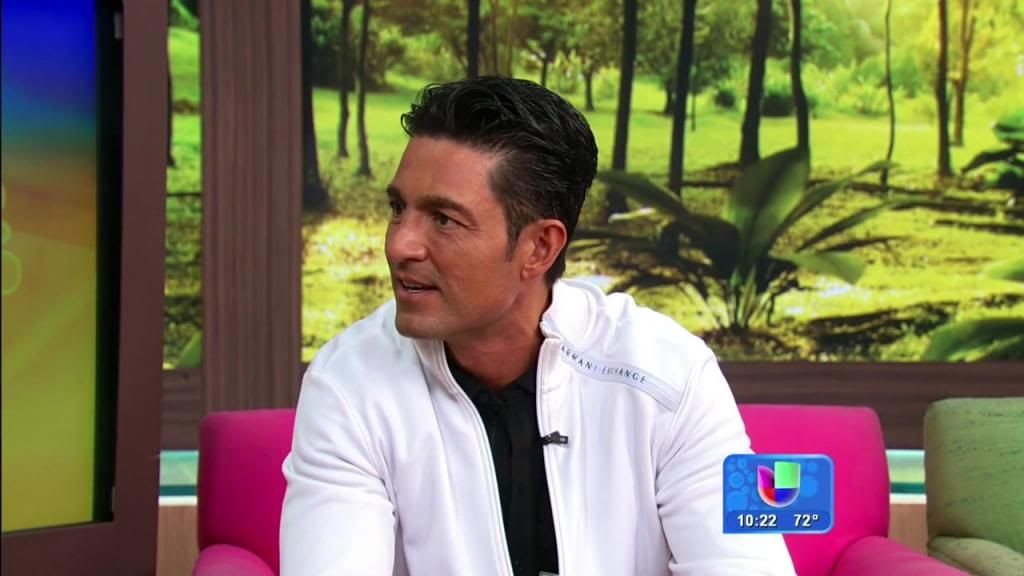  photo 140409_2920635_Fernando_Colunga_esta_a_oscuras_en_las_redes_1397063588_20000974_zpsad8f142c.jpg