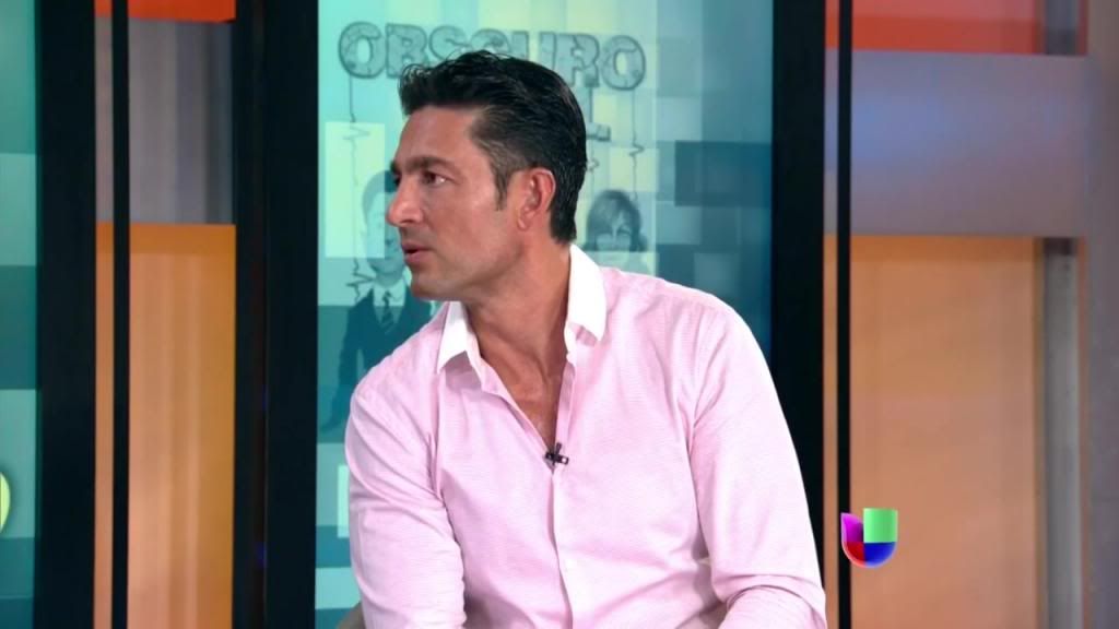  photo 140408_2920386_Fernando_Colunga_junto_a_sus_amigos_para_tra_1396994962_20000274_zpsa31e54b3.jpg