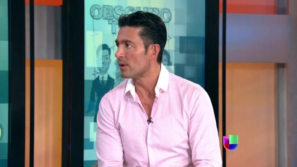  photo 140408_2920386_Fernando_Colunga_junto_a_sus_amigos_para_tra_1396994962_20000742_zps8ea30f44.jpg