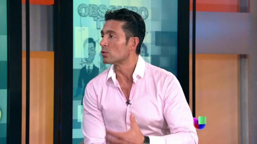  photo 140408_2920386_Fernando_Colunga_junto_a_sus_amigos_para_tra_1396994962_20000760_zpsc86bd3db.jpg