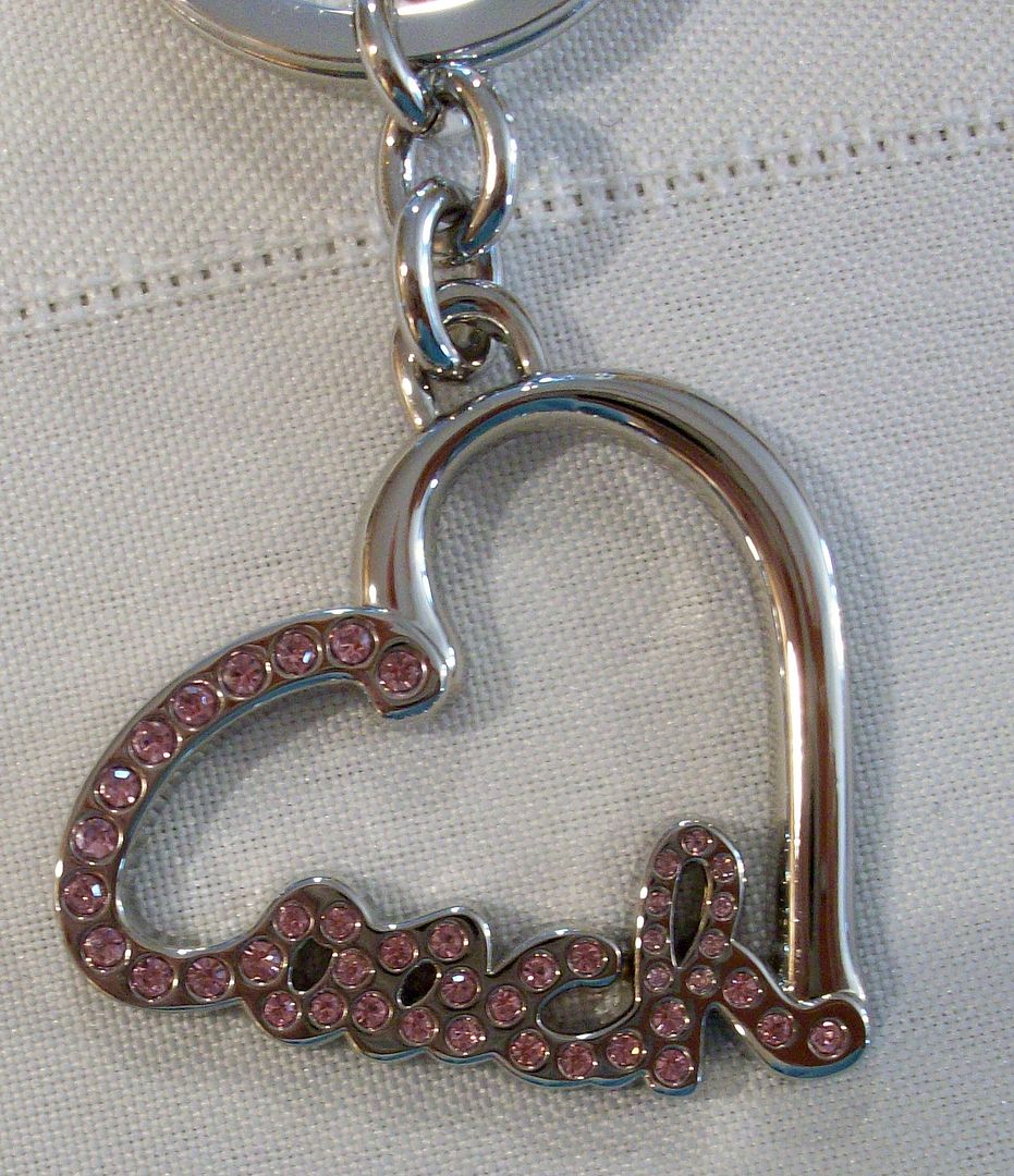 92631 pave heart keychain front