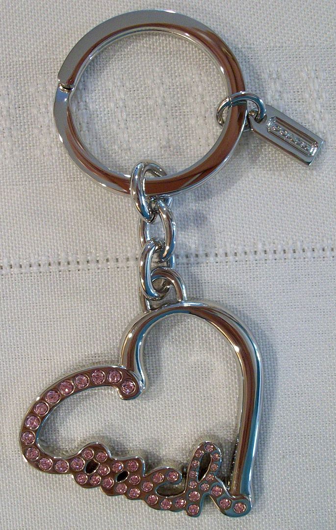 92631 pave heart keychain front