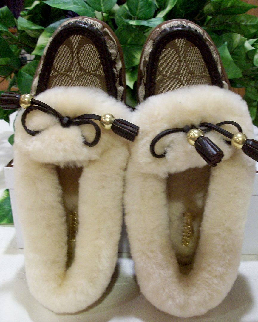 fiona signature shearling slippers khaki front