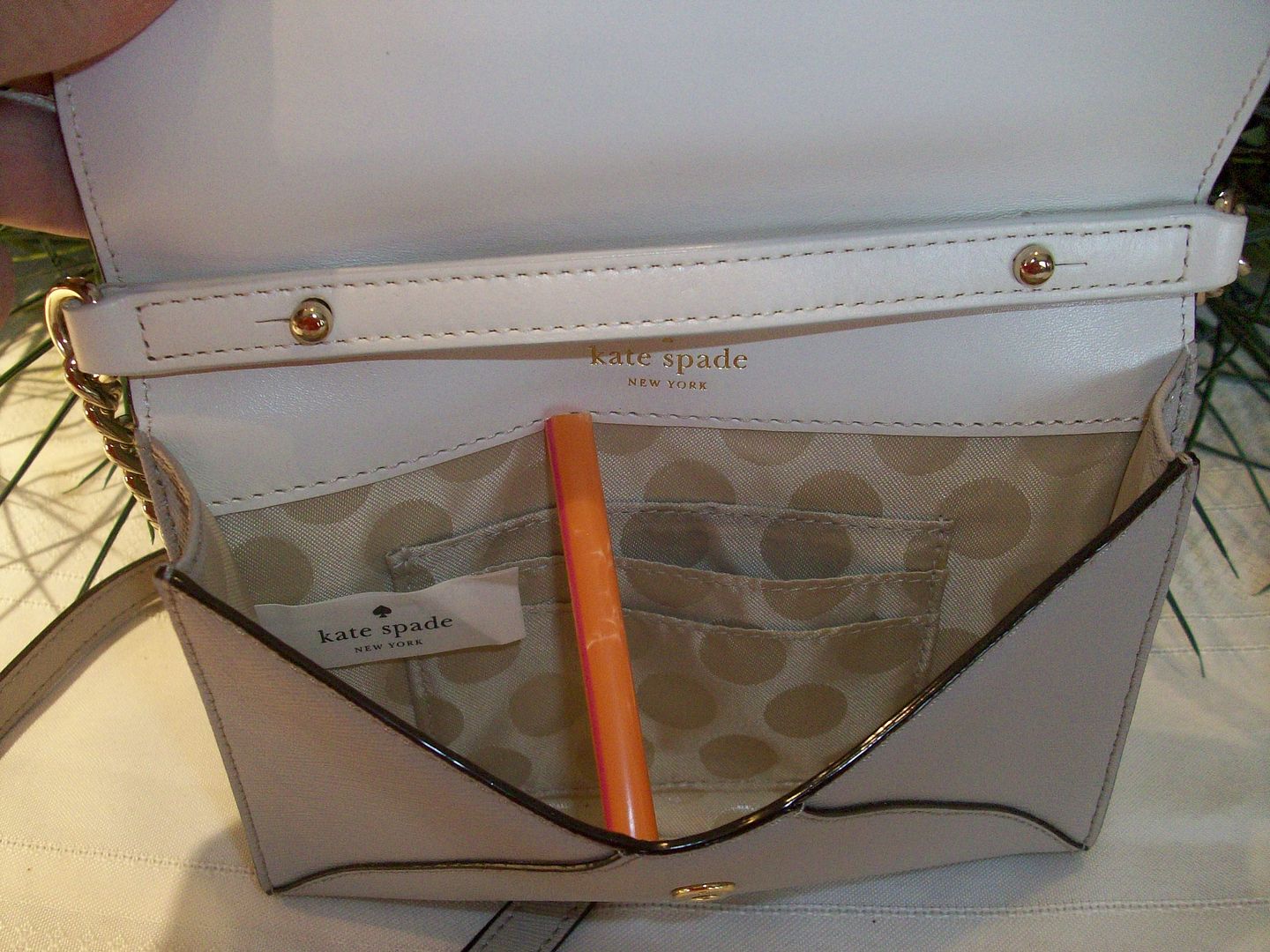 kate spade envelope purse on a chain open photo 100_1605.jpg