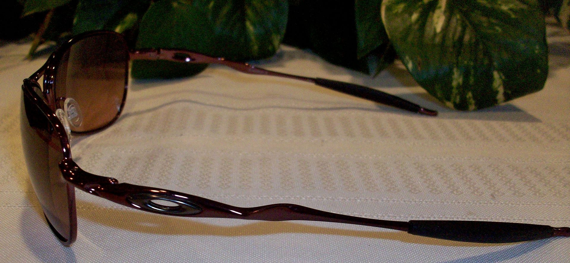 crosshair s 05-977 berry left side view