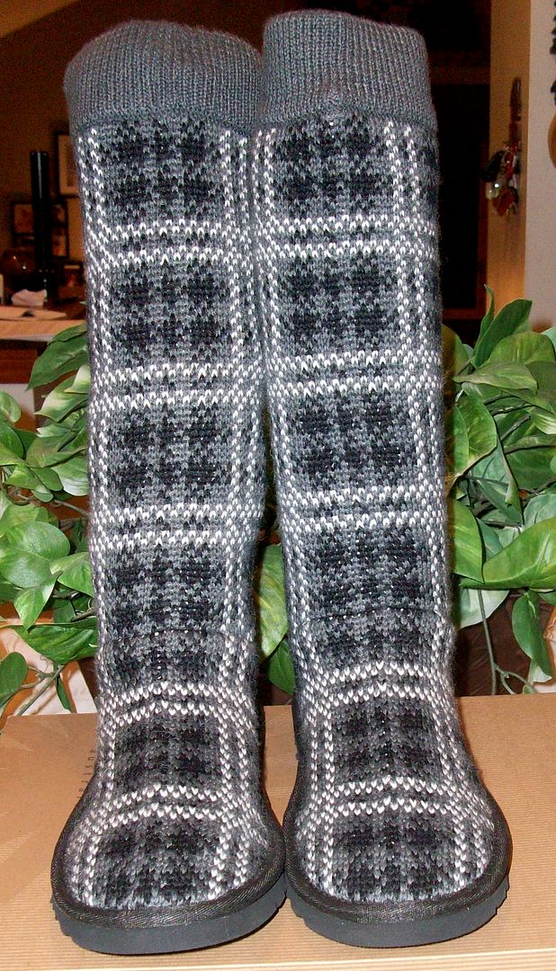 1877 plaid knit charcoal boots front