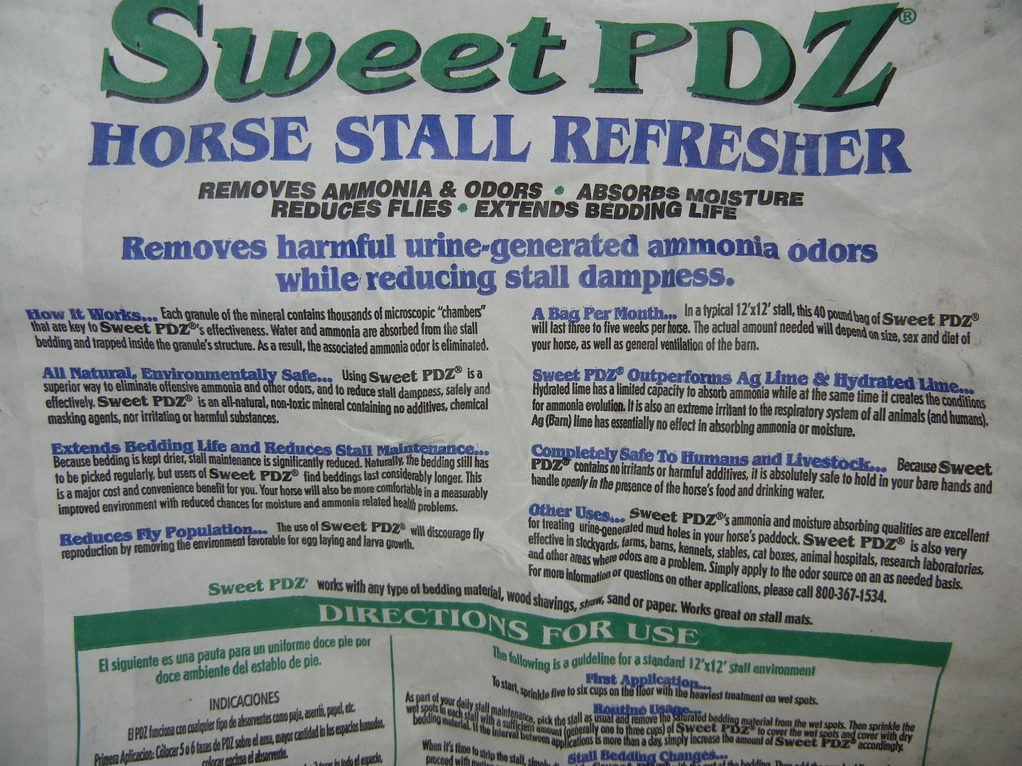 How I keep my chicken coop not smelling to bad. (Pictures