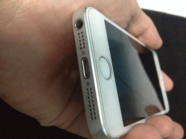 iphone 5s world white 16gb zin nguyên bản máy chất cho người dùng