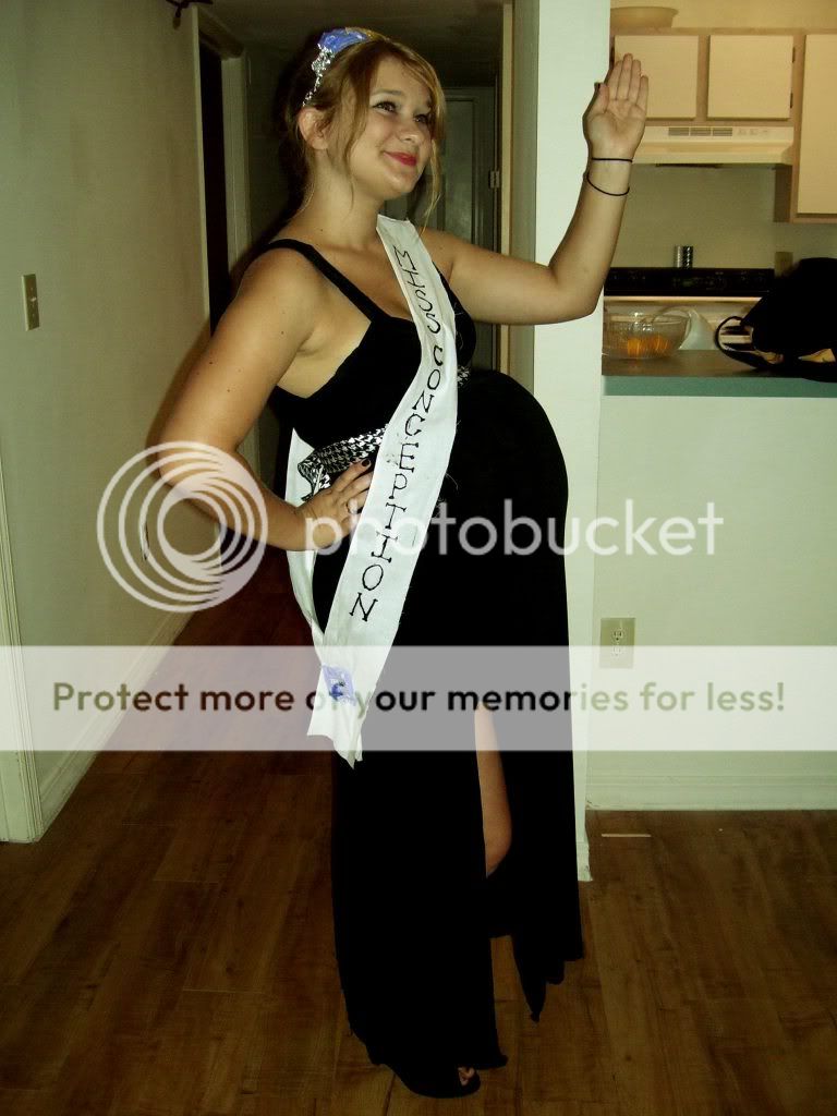 Best Pregnant Woman Halloween Costume Page 5